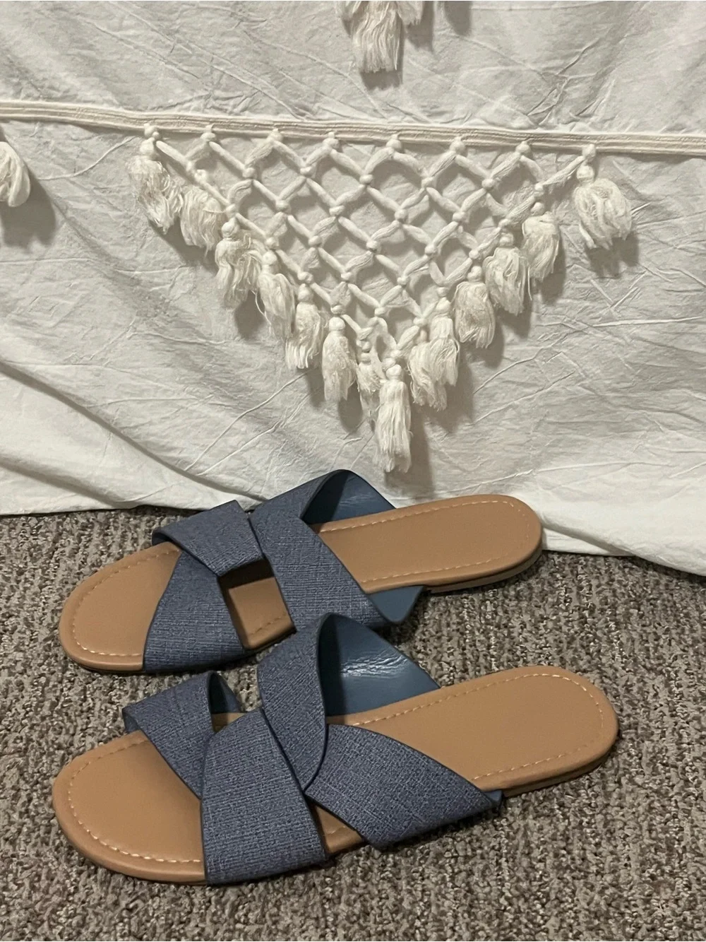 Women’s Blue/Denim Cross-Strap Slide Sandals. Size 9